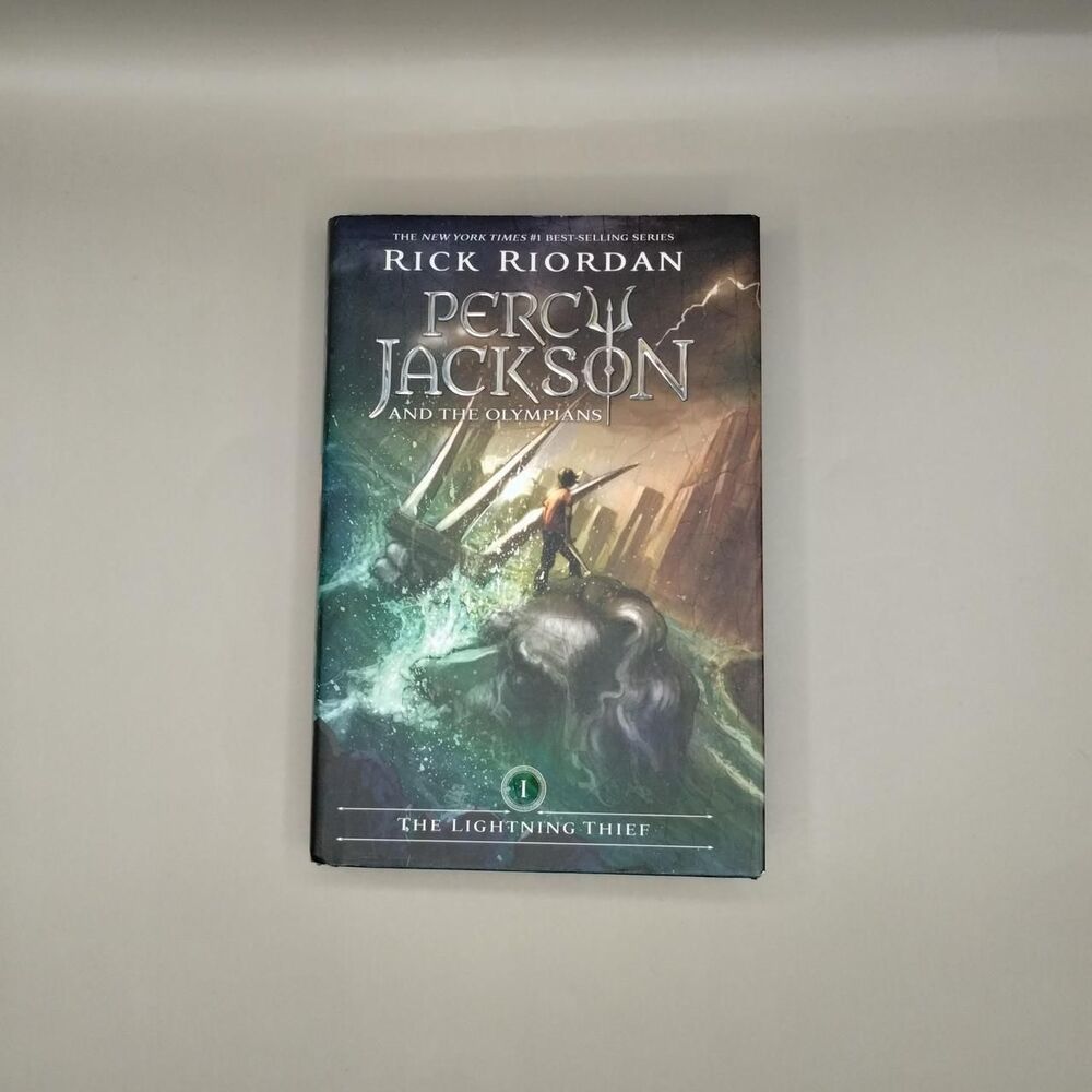 The Lightning Thief Percy Jackson and the Olympians Book #1 by Rick Riordan